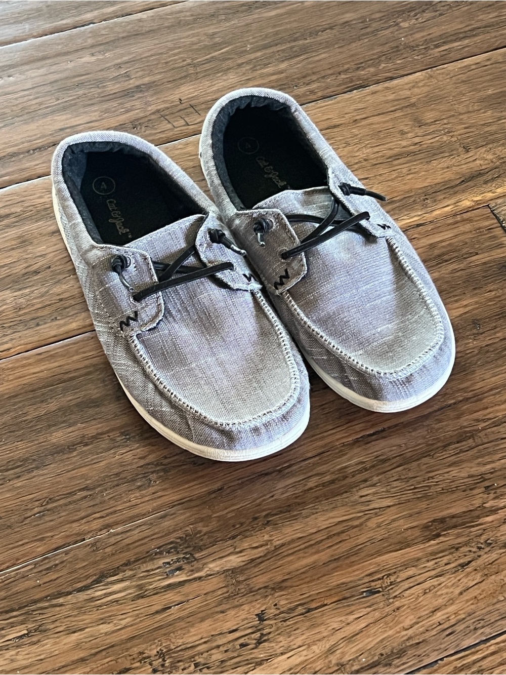 Cat & Jack Boys’ Gray Slip-On Boat Shoes Size 4